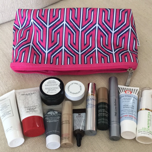 12 travel sizes skincare set